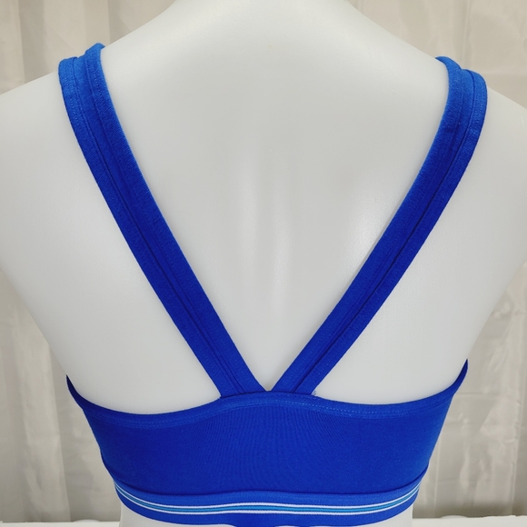 * Fruit of the loom size 36 racer back paddless wireless sports bra blue - Picture 3 of 5